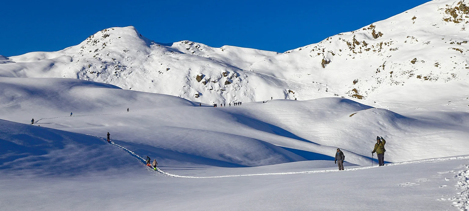 Dayara Bugyal Trek